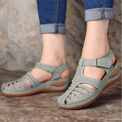 Fina | Best Walking Sandals for Women 4