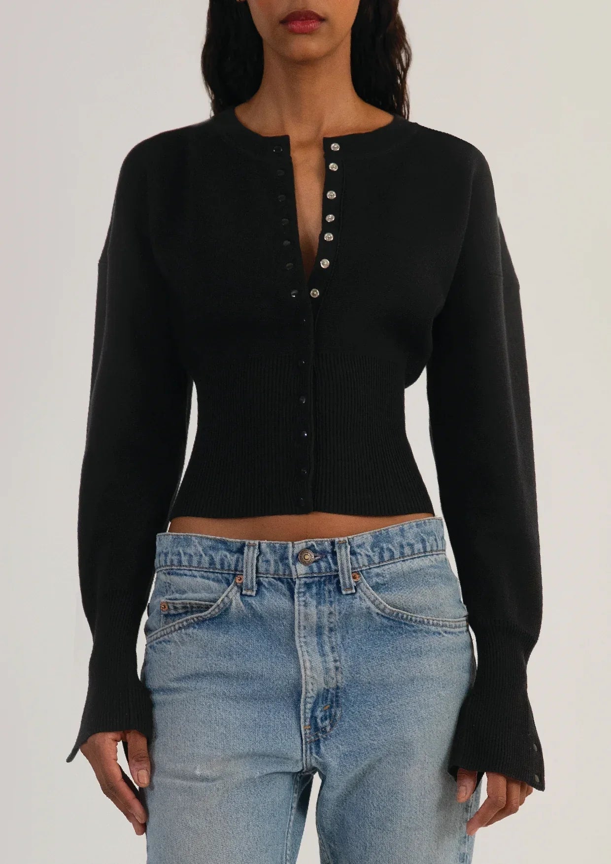 Fina | Fitted Cropped Button-Up Cardigan 5