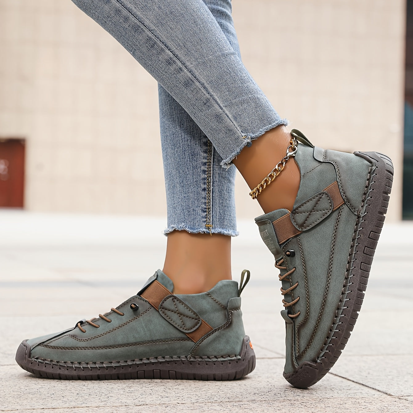 Juno | Casual Lace-Up Platform Sneakers 1