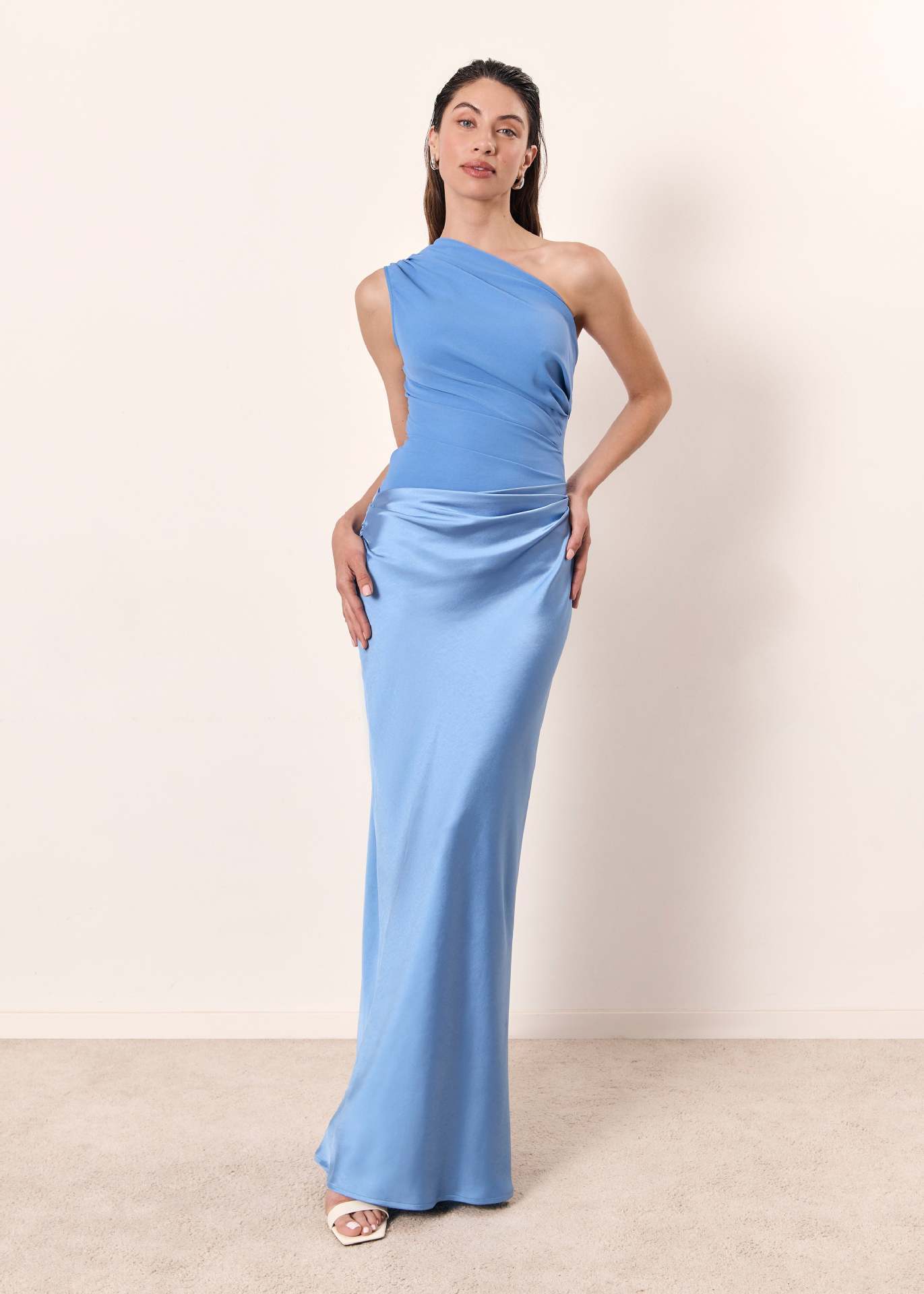 Nikkie | Elegant Maxi Dress 7