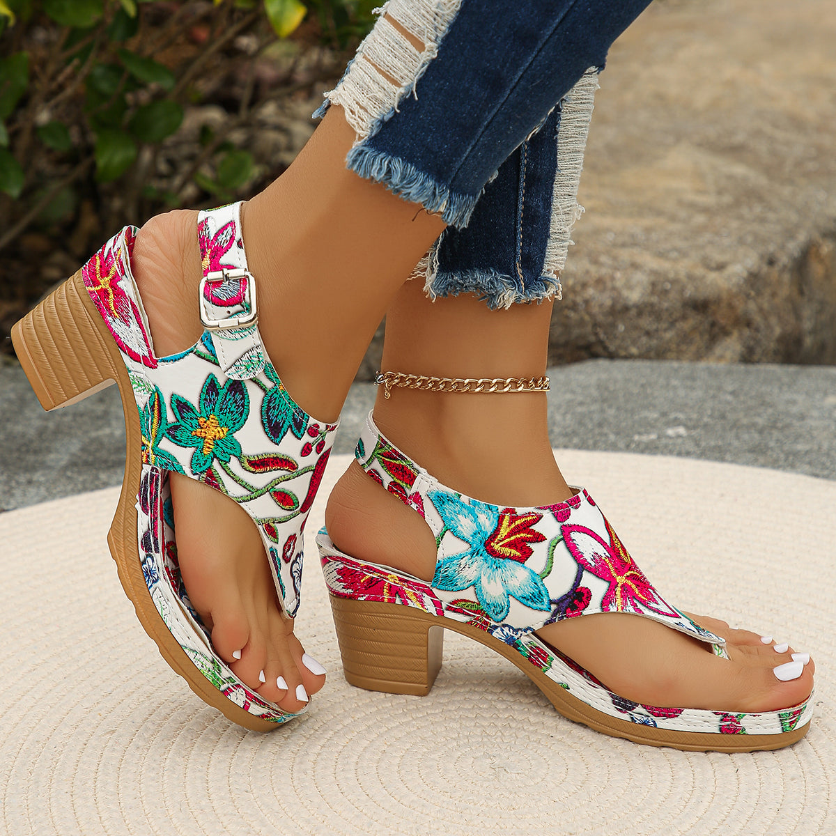 Serena | Women's Block Heel Sandals Toe Ring Floral Embroidered 2