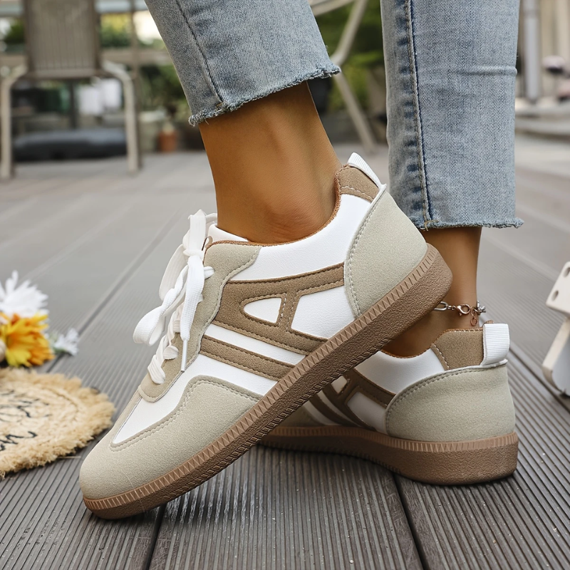 Solea | Women's Lace Up Sneakers 1
