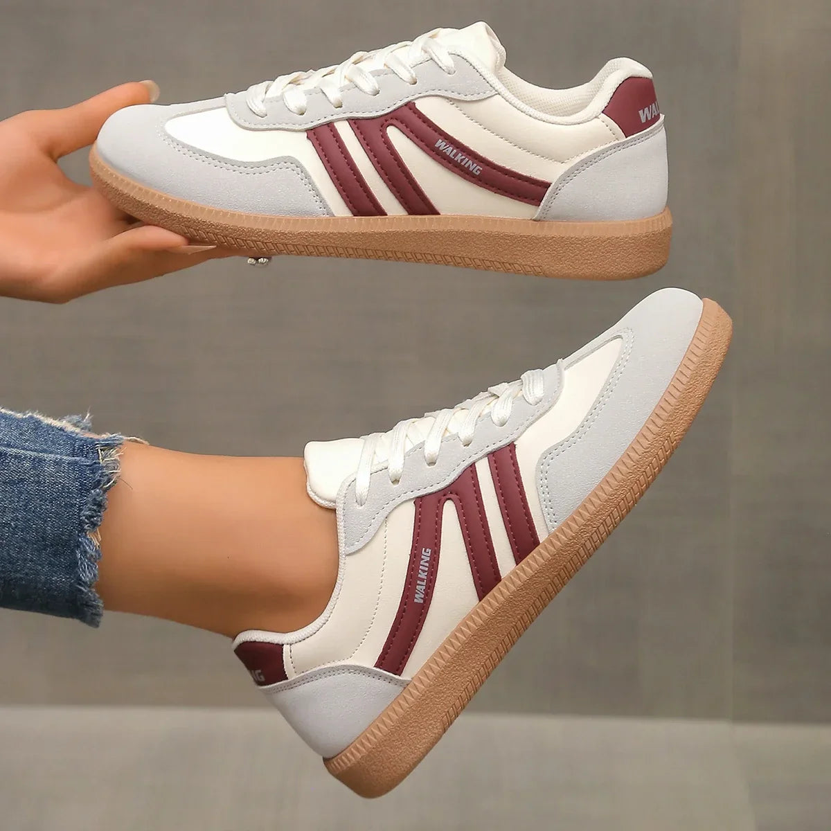 Aeroza | Low-Top Lace Sneakers With Rubber Sole 2
