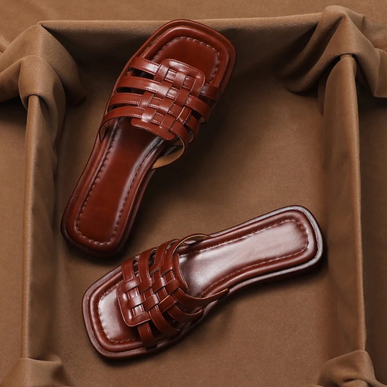 Andora | Women's Flat Leather Slides