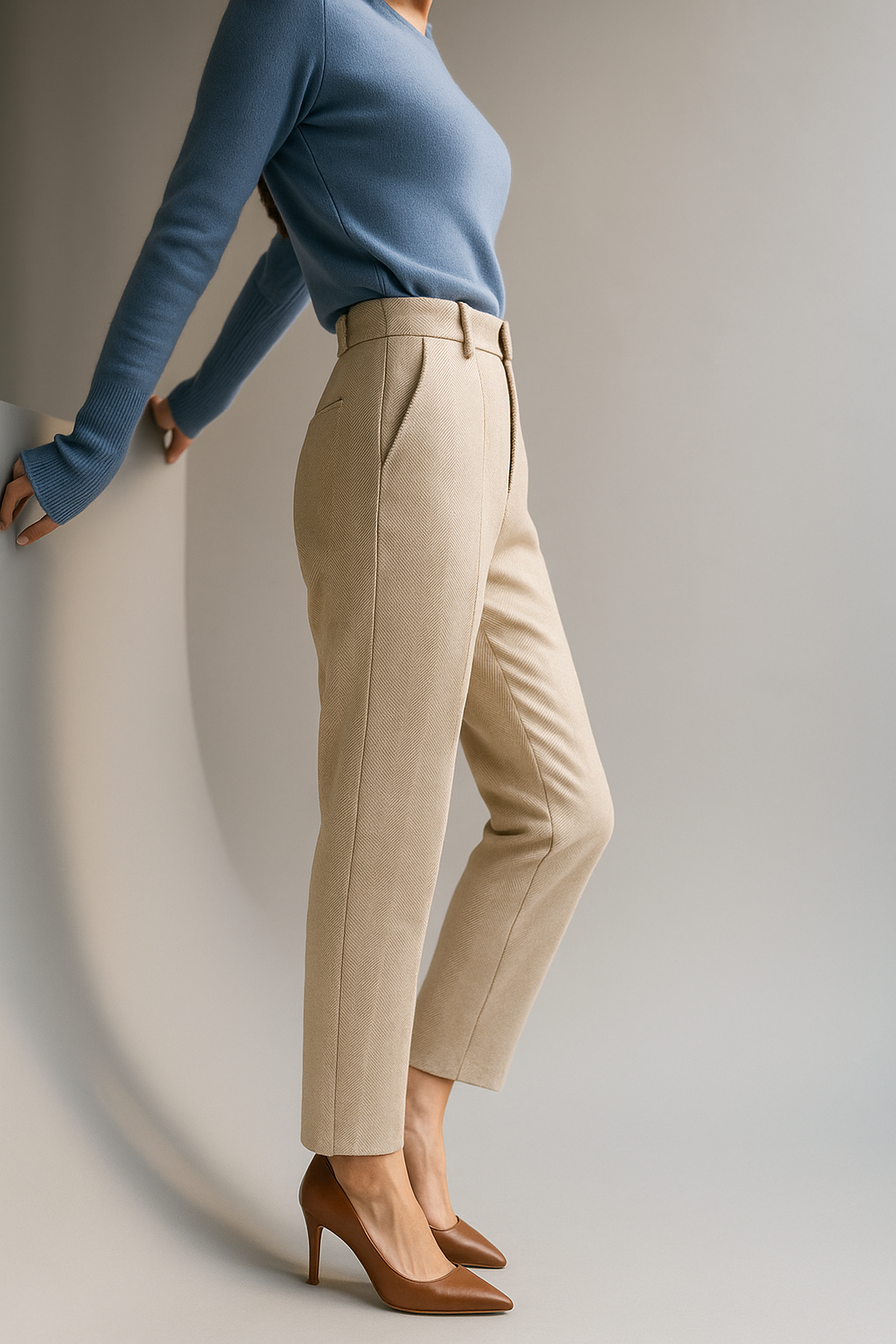 Cavina | Tailored Wool Ankle-Length Womens Pants 3