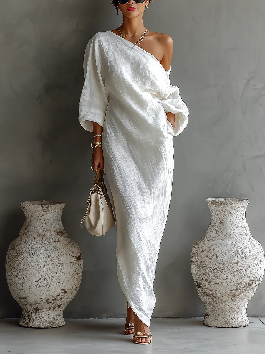 Drapa | One-Shoulder Maxi Dress With Voluminous Sleeve 0
