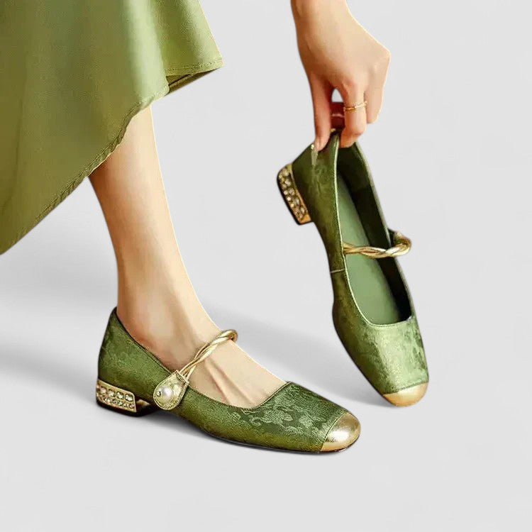Ivyra | White Block Heel Pumps with Pearl Strap 0